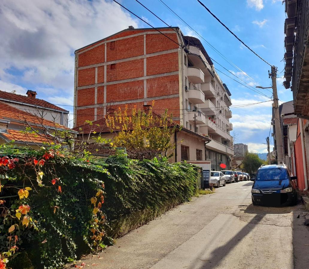 Limone Apartmani Ниш Экстерьер фото